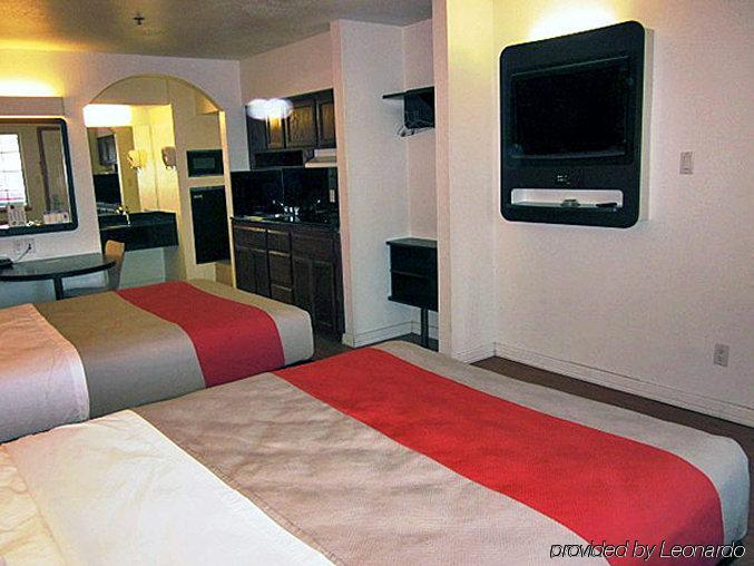 Motel 6-Edinburg, Tx Buitenkant foto